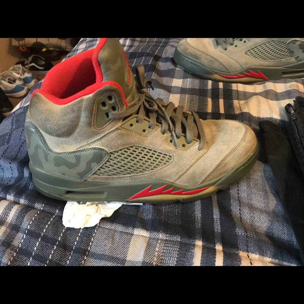 Camo Retro Fives  SiZe 10.5 condition 9/10